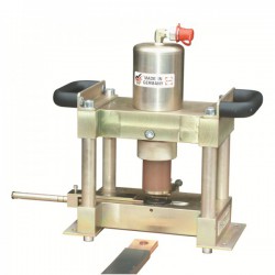 Гидравлический станок для обработки пластинчатых токоведущих шин 03 300